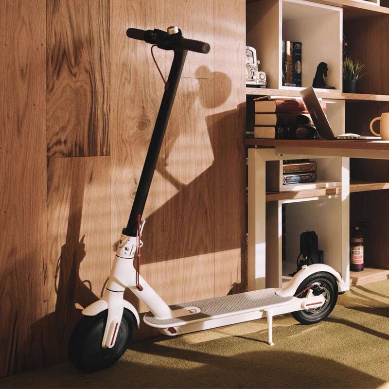 This & That Store E-Scooter Fashion Electric Scooter Folding Two Wheels