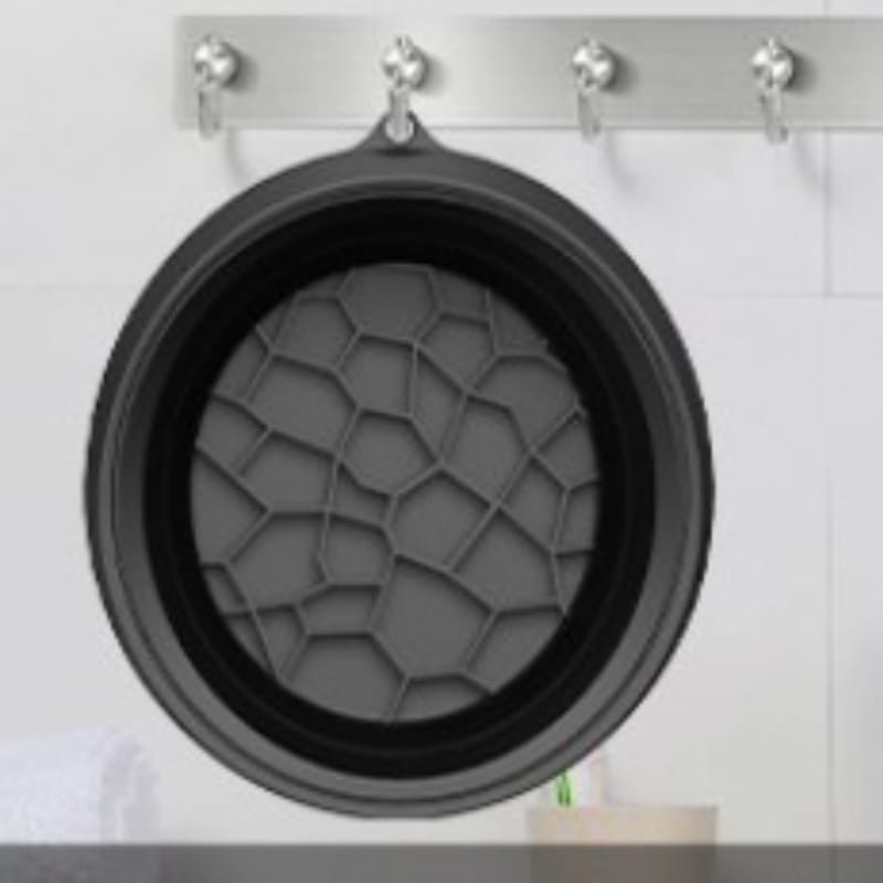 This & That Store Collapsible Silicone Ice Basin